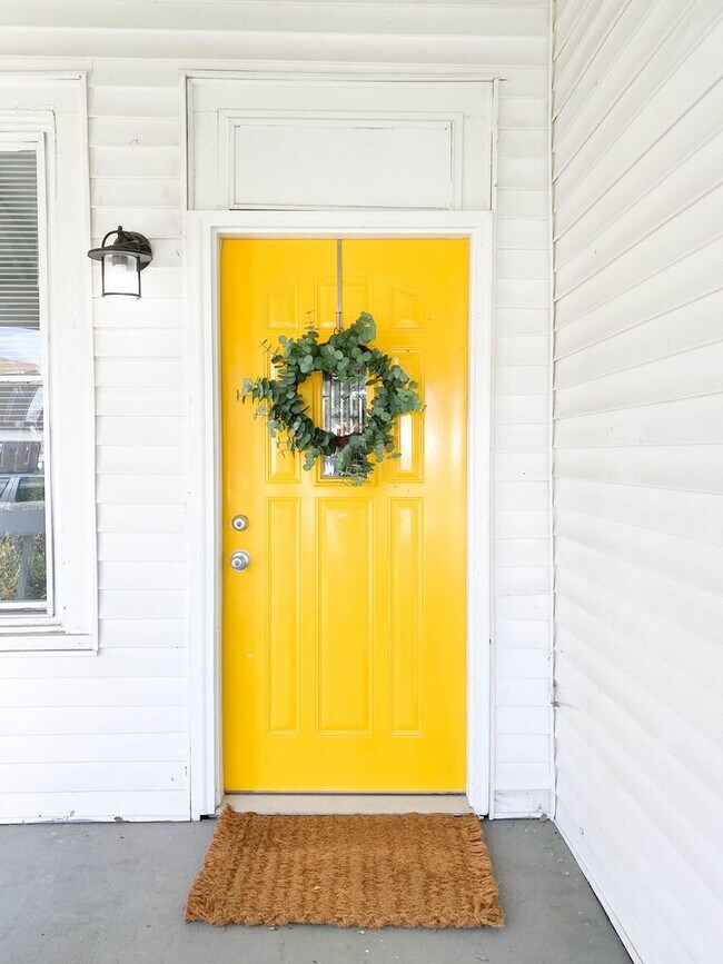 Foto del edificio - Beautiful 3 Bedroom Home!