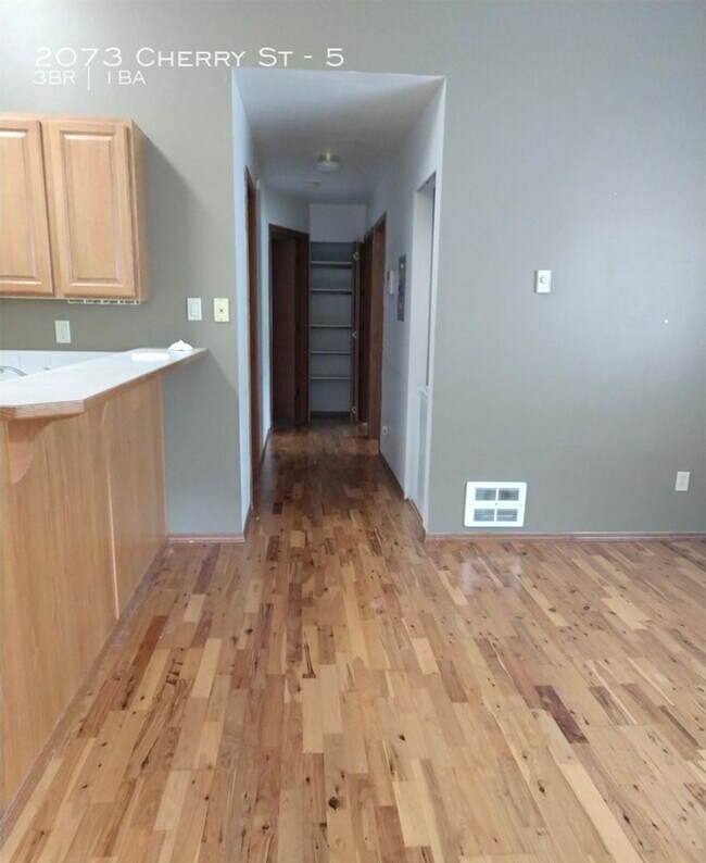 Foto del edificio - 2073 Cherry St