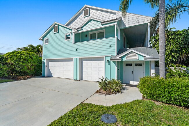 Foto del edificio - 3463 Canal Ct