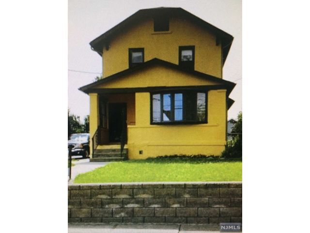 Primary Photo - 130 Humboldt St