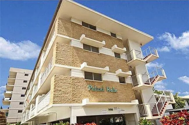 Building Photo - 708 Palani Ave