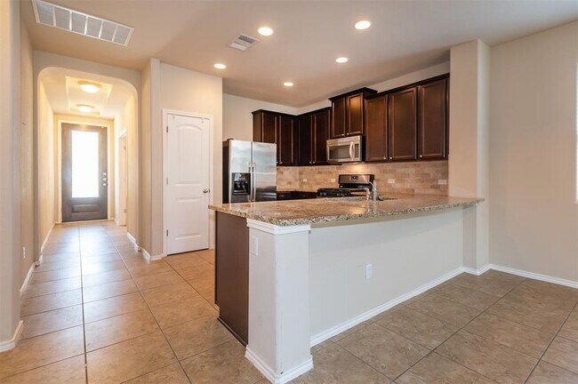 Building Photo - 356 Fletcher Bend