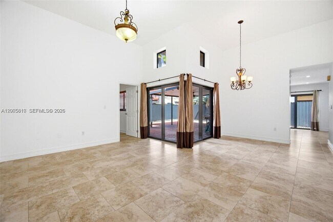 Foto del edificio - 561 SW 87th Ct