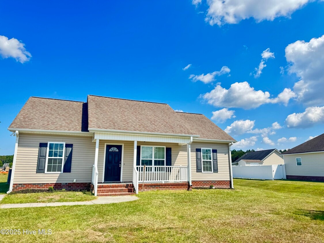 Primary Photo - 503 Northgate Dr