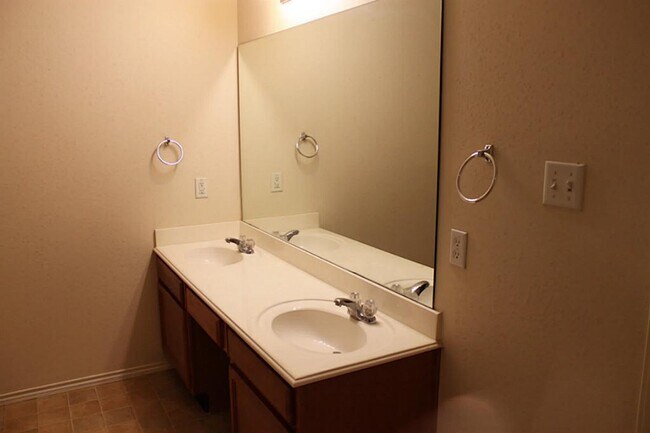 Foto del edificio - 2502 Balsam Ridge Way