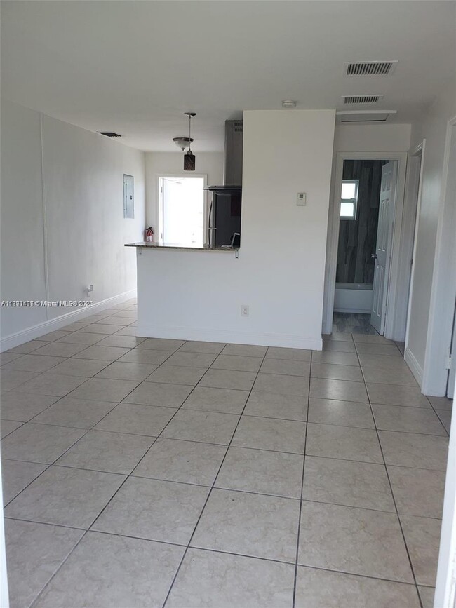 Foto del edificio - 304 NW 5th Terrace
