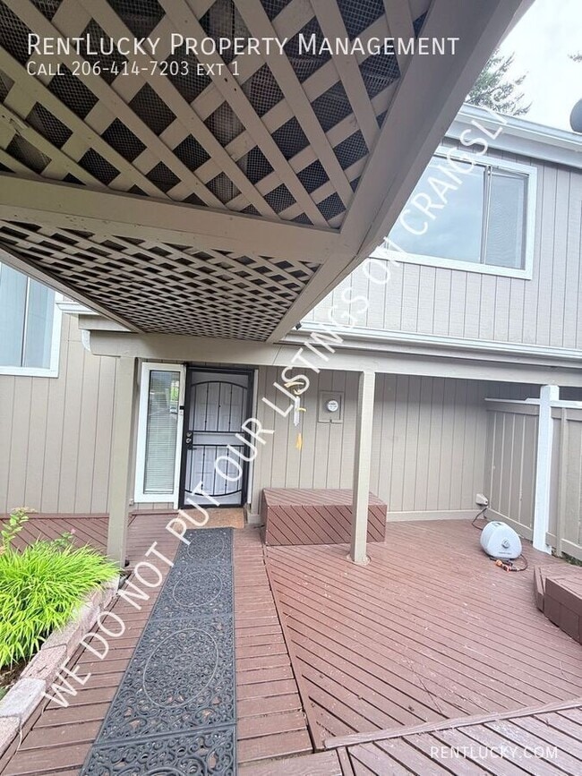 Building Photo - 3221 SW 319th Pl