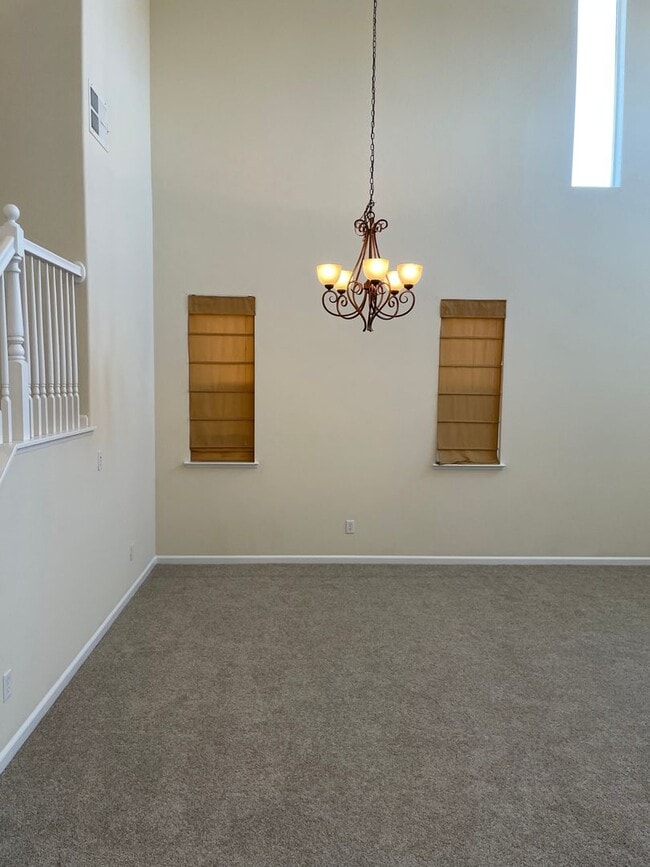 Building Photo - NICE TWO STORY HOME IN WEST ROSEVILLE