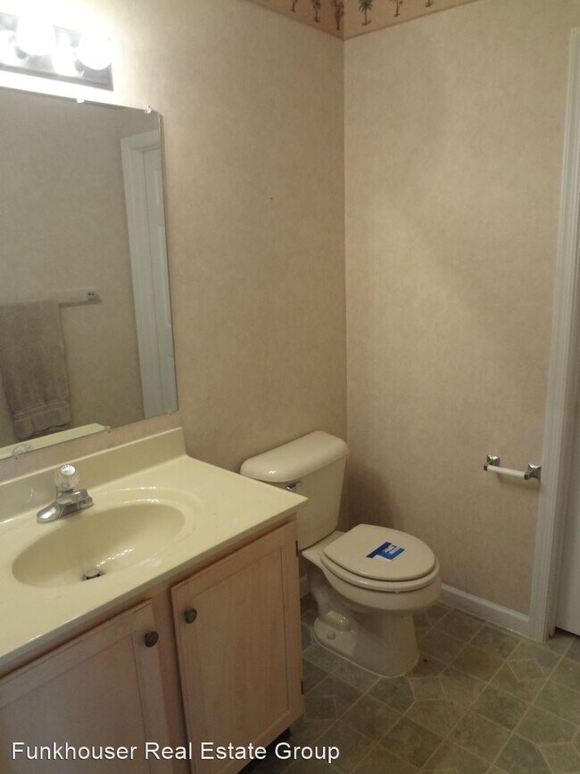 Building Photo - 2 br, 2 bath House - 2049 Fieldale Place