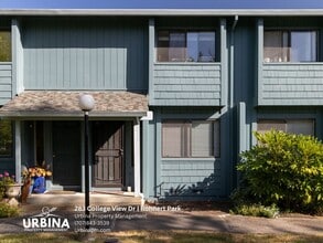 Building Photo - 283 College View Dr