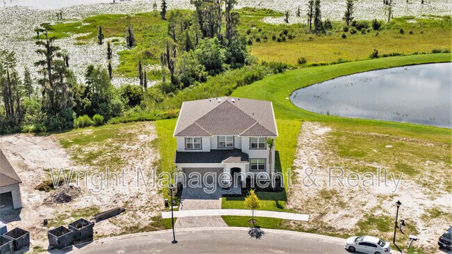 Building Photo - 2326 Village Amble Lp