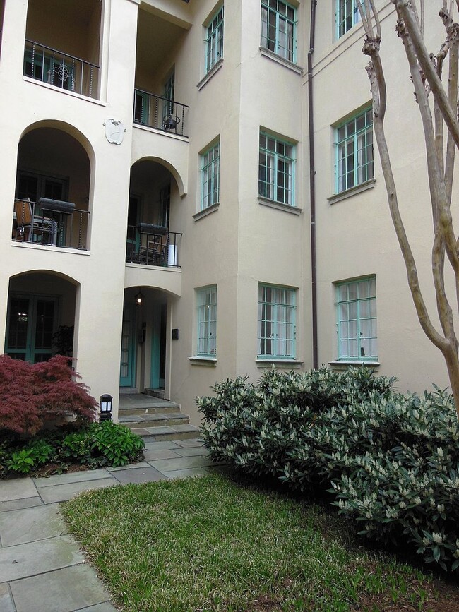 Entrance to your unit - 511 N Arthur Ashe Blvd