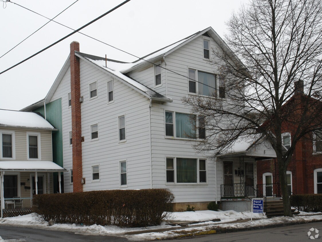 Building Photo - 352-356 E Main St