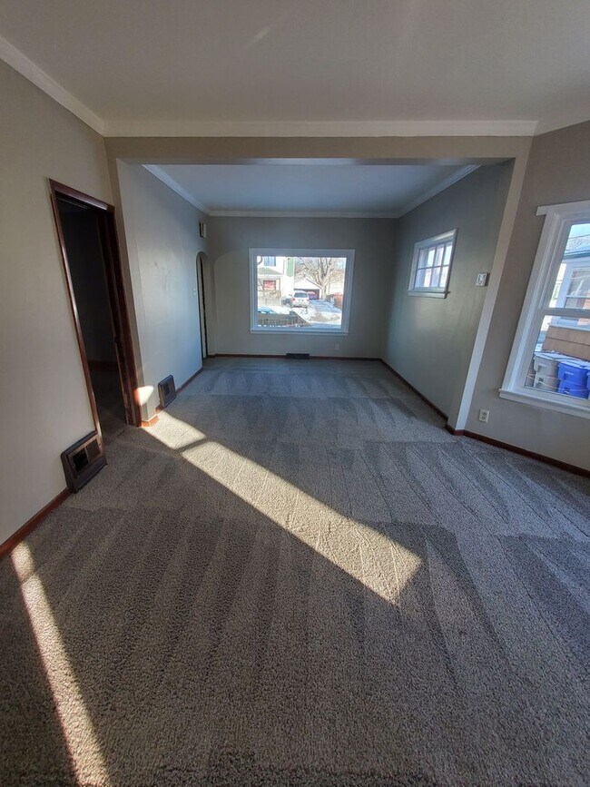 Foto del edificio - 6118 25th Ave