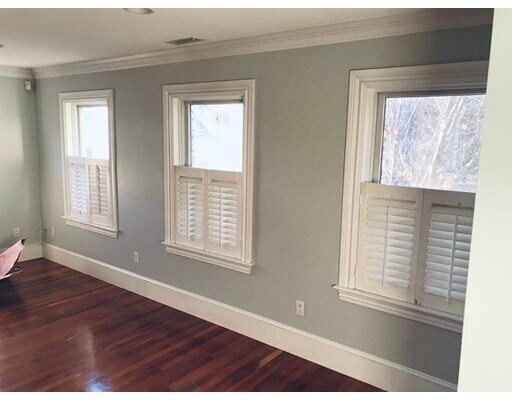 Foto del edificio - 115 F St