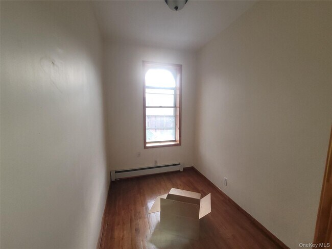 Foto del edificio - 433 Jerome St