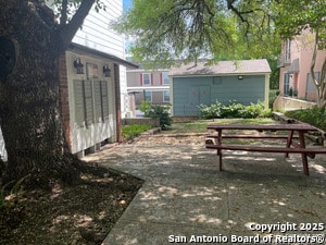 Building Photo - 2300 Nacogdoches Rd