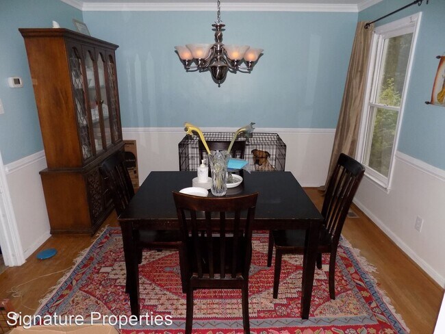 Building Photo - 4 br, 2.5 bath House - 11812 Marnelan Pl