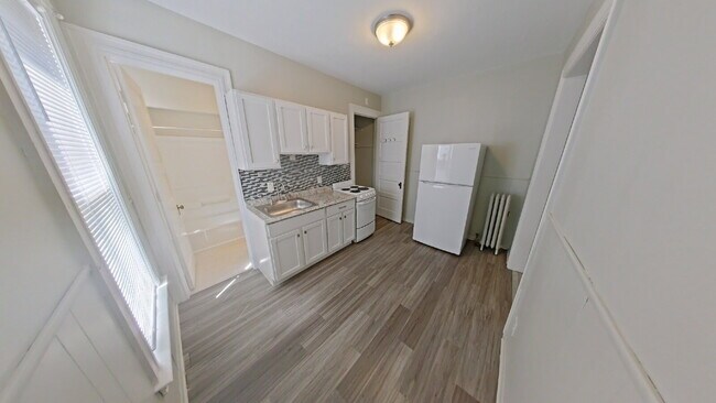 Foto del edificio - "1-Bedroom Retreat in the Heart of Mt Clemens – 650 Sq. Ft. of Cozy Living!"