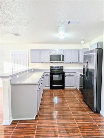 Foto del edificio - 240 Crowfoot Dr