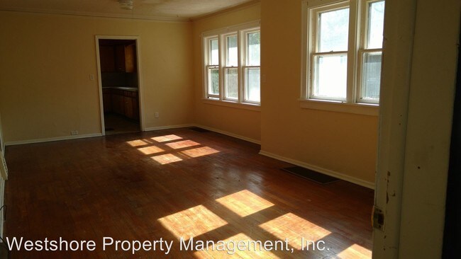 Building Photo - 3 br, 2 bath House - 657 Allen Ave.