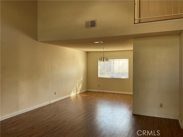 Building Photo - 2432 W Loma Vista Dr