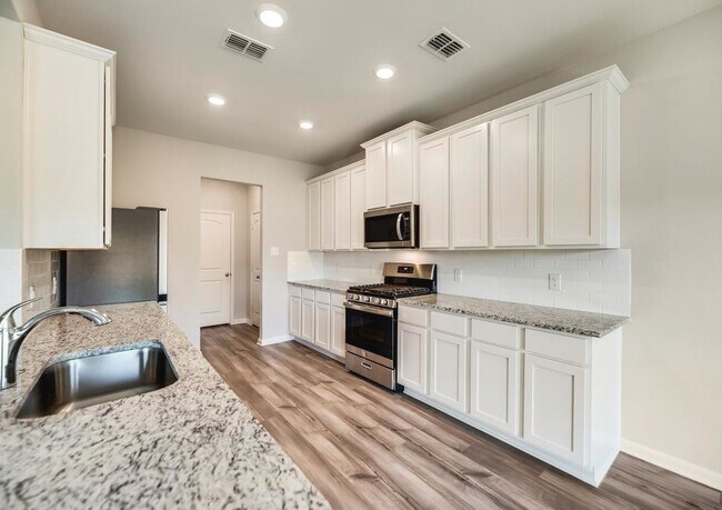 Foto del edificio - 404 Harbor Oaks Dr