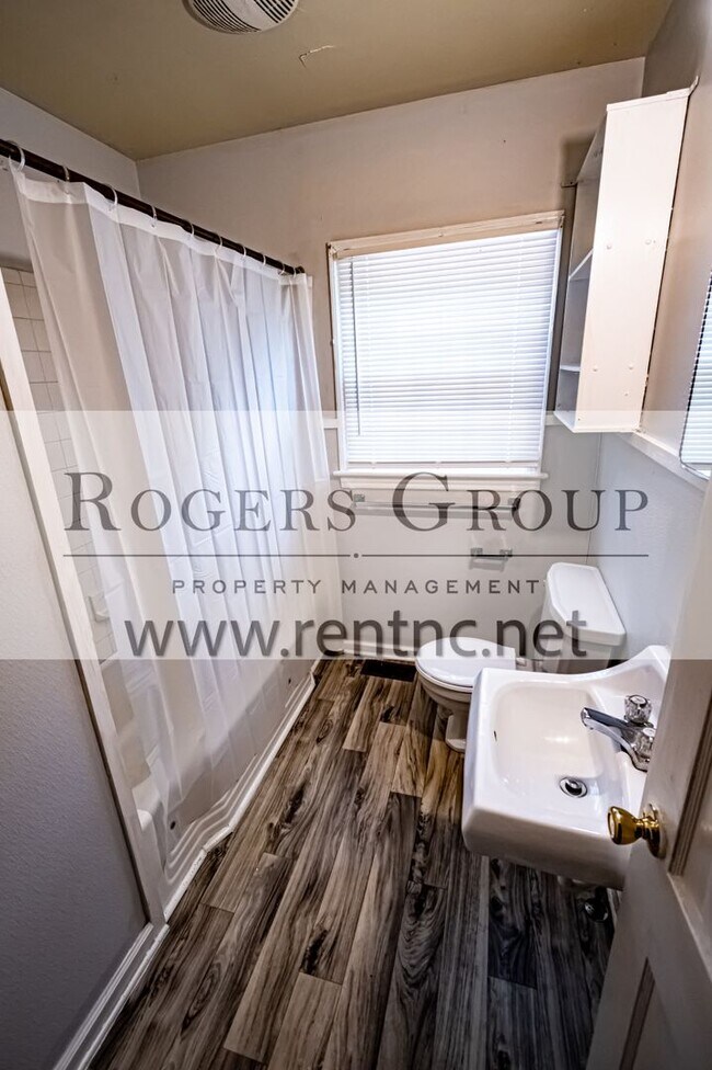 Building Photo - 1116 Dabney Dr