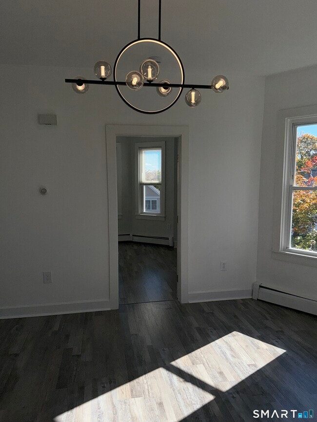 Building Photo - 2657 Main St