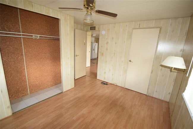 Building Photo - 1567 Longbow Dr