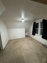 Building Photo - 201 N Summit St