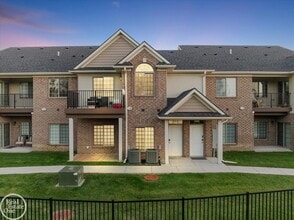 Building Photo - 2850 Barrington Square