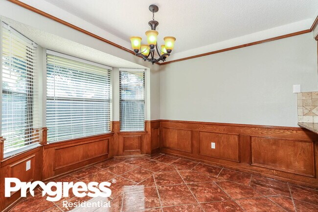 Foto del edificio - 7921 Buttercup Cir N