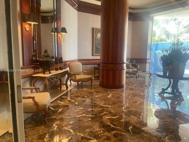 Foto del edificio - 20185 E Country Club Dr