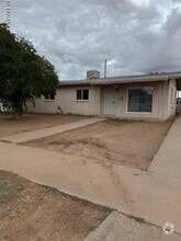 Building Photo - 4935 Guadalupe Dr