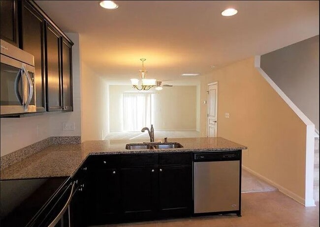 Building Photo - 3912 Swinton St