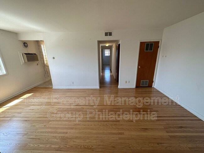 Foto del edificio - 1715 Lansing St