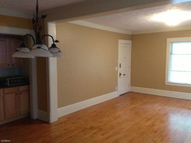 Building Photo - 161 Prospect Ave NE