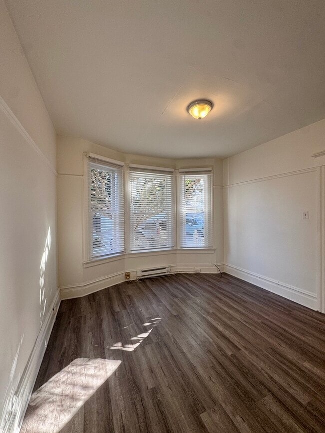 Photo - 1054 Filbert St Apartment