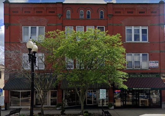 Building Photo - 114 E Main St