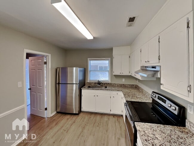 Building Photo - 3810 Braden Dr