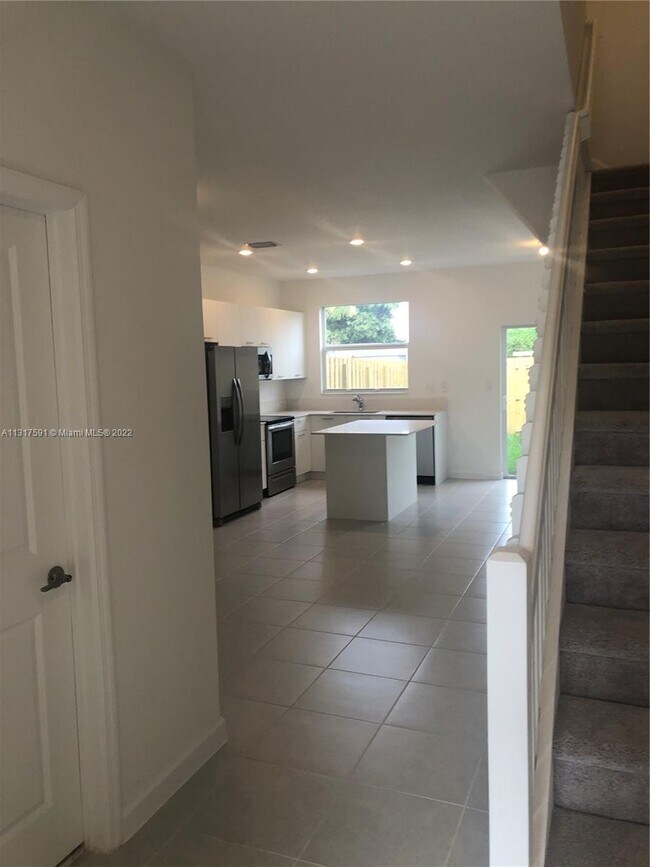 Foto del edificio - 12377 NW 23rd Ct