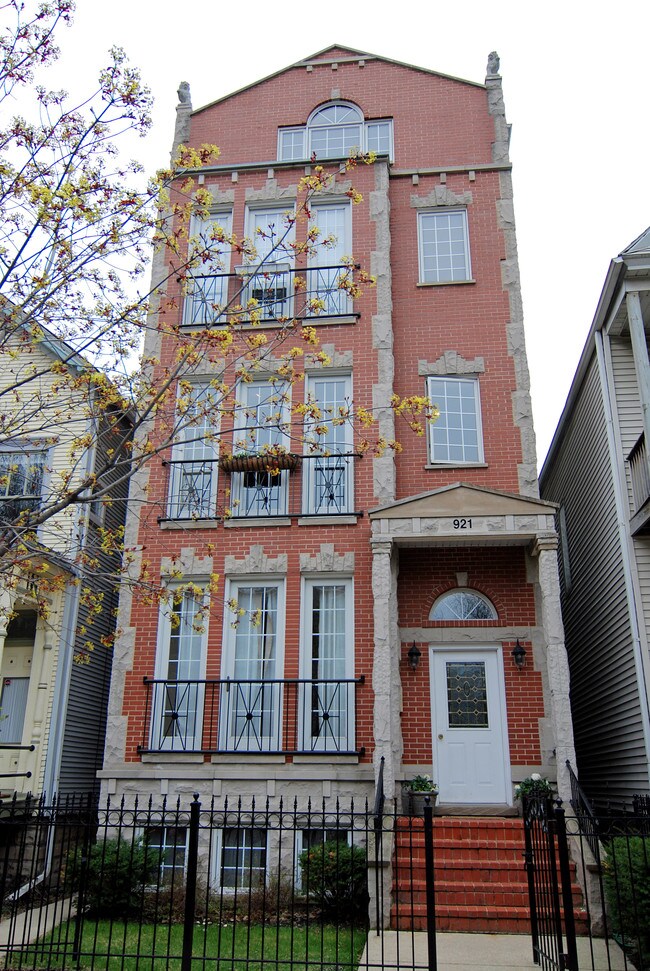 Fachada del edificio - 921 W Fletcher St