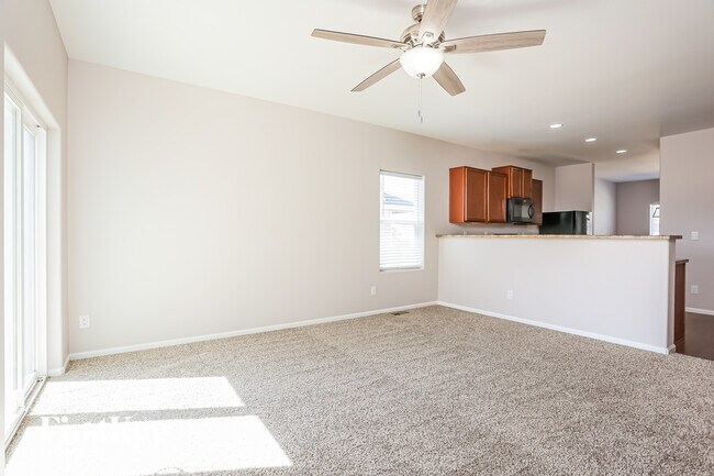 Foto del edificio - 6719 Liberator Trl