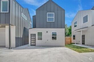 Building Photo - 7603 Carver Ave