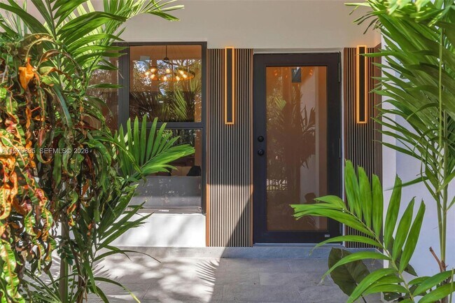 Foto del edificio - 751 NE 80th St