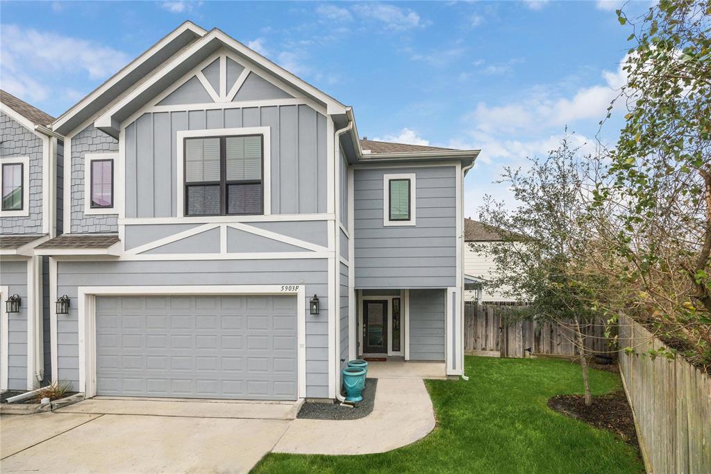 Foto principal - 5903 Petty St