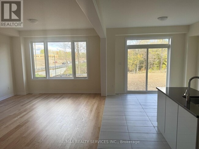 Photo du bâtiment - 4 Gilham Wy