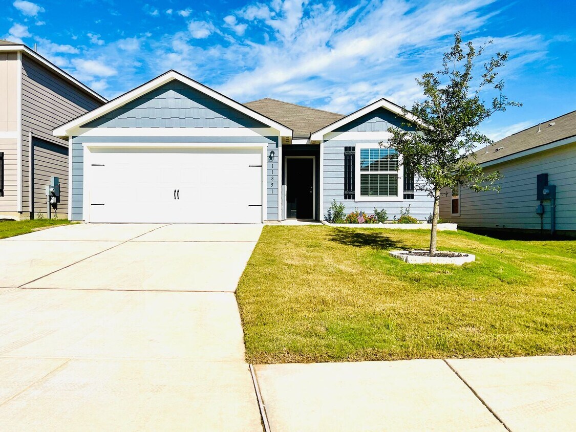 11851 Davalos Ln, San Antonio, TX 78252 House Rental in San Antonio