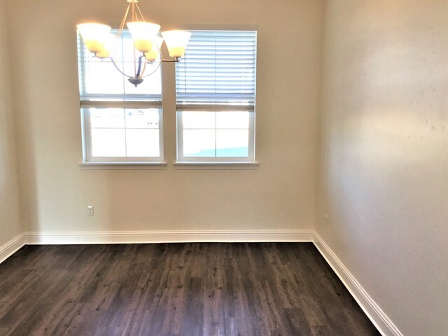 Building Photo - 54 S Lancaster Drive